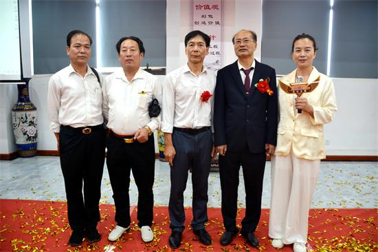 37bbda0665920cb421729c2fdeb08679